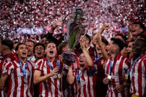 Estudiantes-La-Plata-Mistrz-Argentyny-2025-foto-Alamy