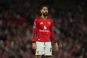 Cunha-w-koszulce-Manchesteru-United