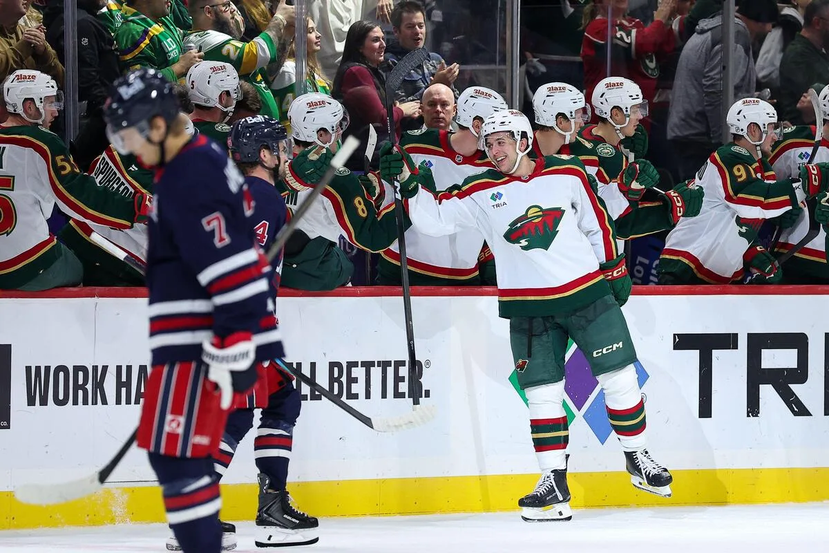 Problemów wyjazdowych Jets ciąg dalszy? NHL AKO 2.25!