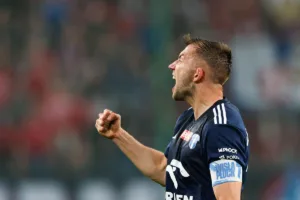 Lukasz-Sekulski-napstnik-Wisly-Plock-foto-Alamy
