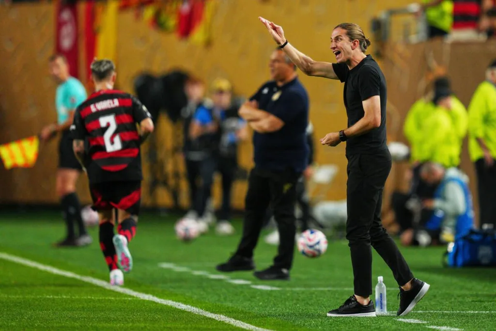 Filipe-Luis-trener-Flamengo-foto-Alamy