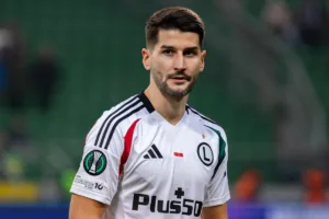 Colak-w-kozulce-Legii-Warszawa