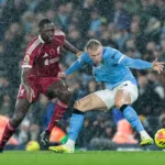 Grafika przedstawiająca piłkarzy.