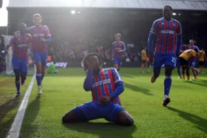 Guessand-celebrujacy-gola-w-meczu-z-Wolves