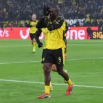 Guirassy-celebrujacy-gola