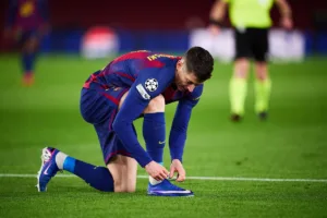 Grafika przedstawiająca piłkarza.