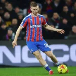 Wharton-podajacy-pilke