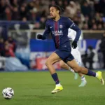 Bradley Barcola vs Auxerre