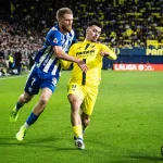 Grafika przedstawiająca walczących zawodników.