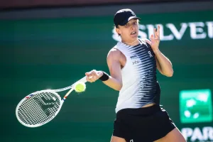 Transmisja Sakkari - Świątek