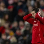 Szoboszlai-chwytajacy-sie-za-glowe