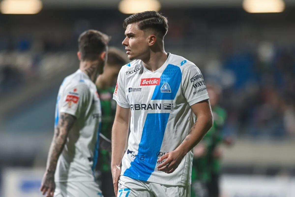 Znicz Pruszków – Stal Rzeszów: typy i kursy. Goście powalczą o punkty?