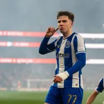 Oskar Pietuszewski vs Benfica