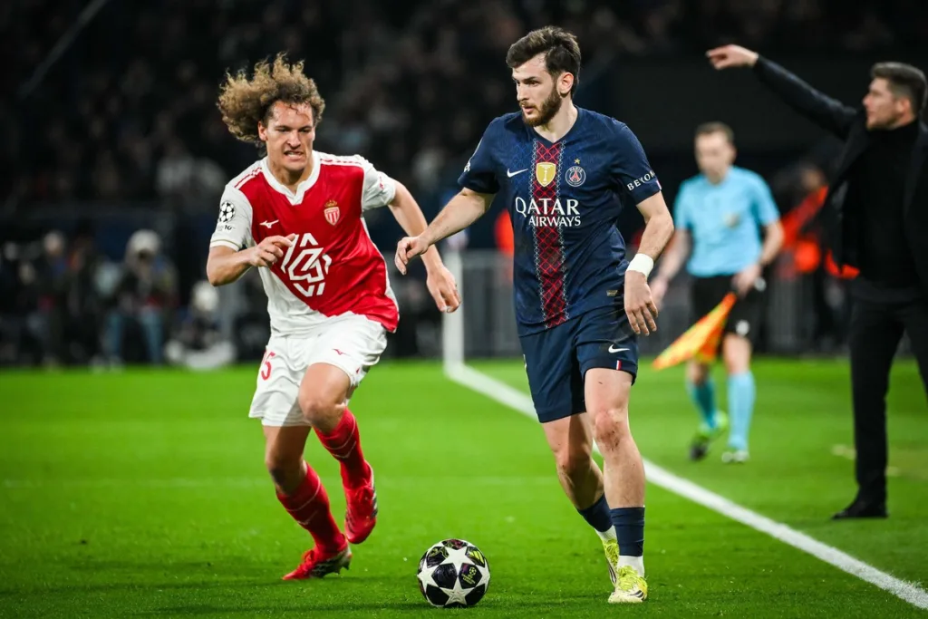 Wout Faes, Khvicha Kvaratskhelia