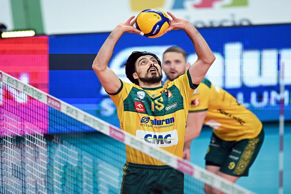 Zawiercianie wygrają 2 sety i awansują do strefy medalowej CEV LM? Gramy double z kursem 2.05