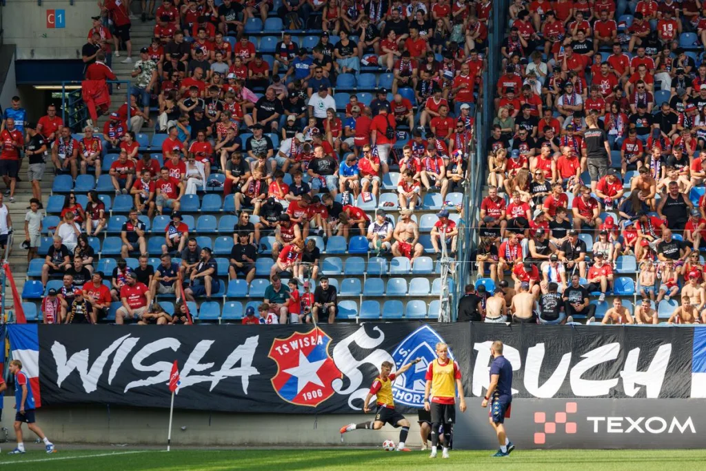 Kibice-Wisly-Krakow-i-Ruchu-Chorzow-2026-foto-Alamy