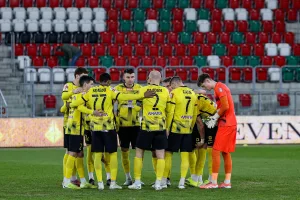 Zawodnicy-Wieczystej-Krakow-foto-Alamy