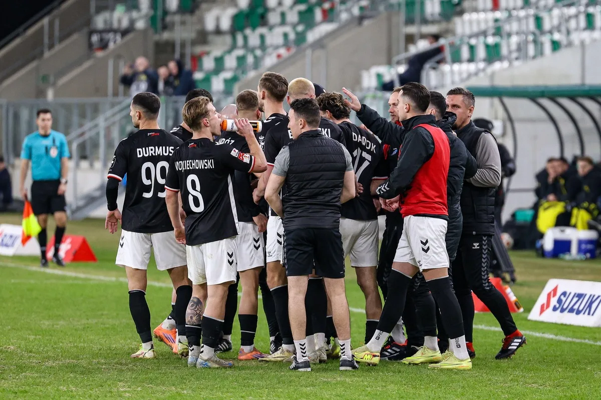 Bonus w STS na Polonia – Chrobry Głogów! 267 PLN za wskazanie drużyny z golem