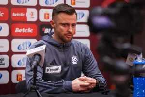 Trener-ŁKS-Łodz-Grzegorz-Szoka-2026-foto-Alamy