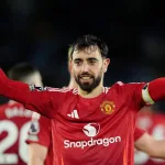 Fernandes-celebrujacy-bramke