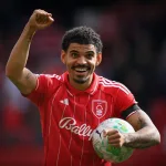 Gibbs-White-celebrujacy-hat-tricka