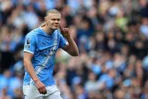 Haaland-celebrujacy-zwyciestwo-z-Arsenalem