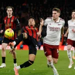 Hill-i-Gyokeres-w-walce-o-pilke