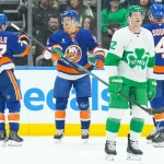 Islanders Maple Leafs NHL