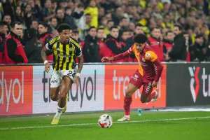 Oosterwolde-i-Sara-w-walce-o-pilke