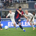 Orsolini-oddajacy-strzal