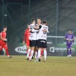 Pogoń Siedlce - GKS Tychy gdzie oglądać Transmisja TV i stream 12042026