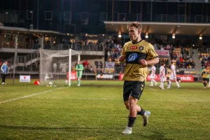 Polonia - Śląsk Wrocław gdzie oglądać Transmisja TV i stream 10042026