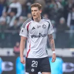 Rajovic-w-koszulce-Legii-Warszawa