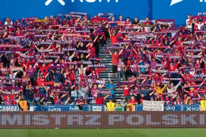 Raków - Cracovia gdzie oglądać Transmisja TV i stream 19042026