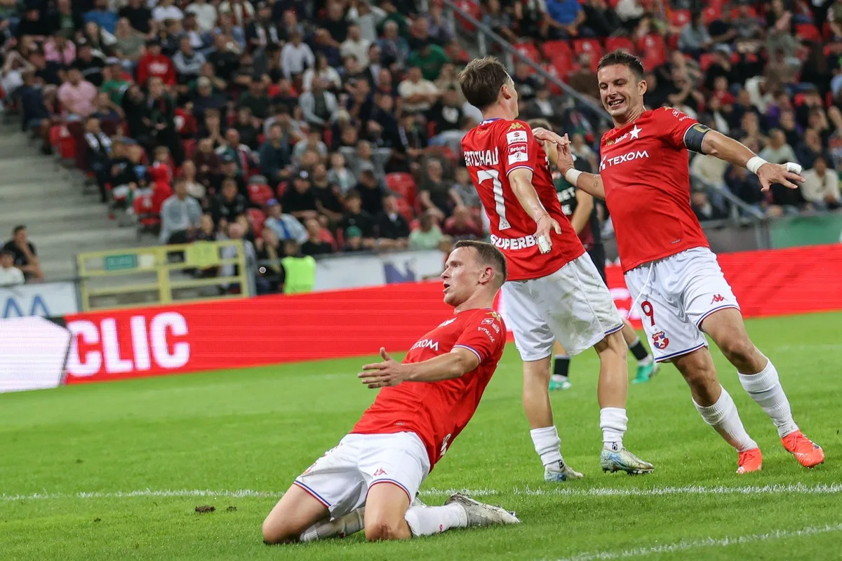 Kurs 200.00 na brak porażki Wisły Kraków ze Stalą Rzeszów. 400 PLN bonusu w Superbet