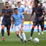 Gracze Interu i LAzio podczas meczu