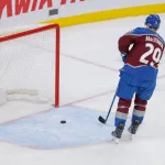 Nathan MacKinnon NHL Avalanche