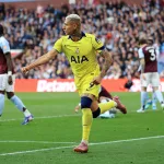 Richarlison-celebrujacy-gola