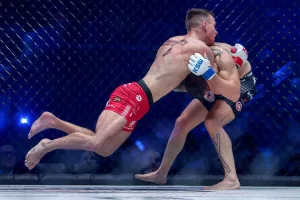 fot-alamy-sebastian-przybysz-xtb-ksw-120