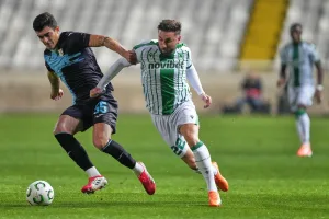 Muamer-Tankovic-napastnik-Omonii-Nikozja-foto-Alamy