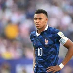 Mbappe-w-koszulce-reprezentacji-Francji