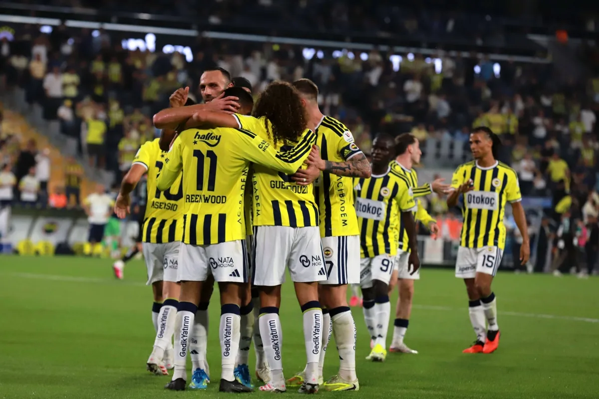 Fenerbahce podbije Lyon i awansuje do Ligi Mistrzów? Gramy o 222 PLN!