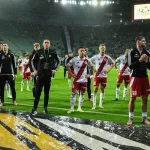 Zawodnicy-LKS-Lodz-po-spotkaniu-ze-Slaskiem-Wroclaw-2026-foto-Alamy