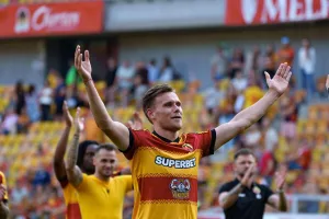 Prelec-celebrujacy-zwyciestwo-nad-Korona-Kielce