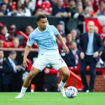 Ndiaye-w-koszulce-Manchesteru-City